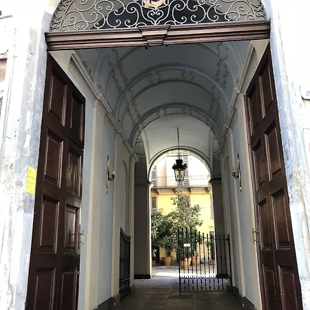 Casa Cavour 2* Turin