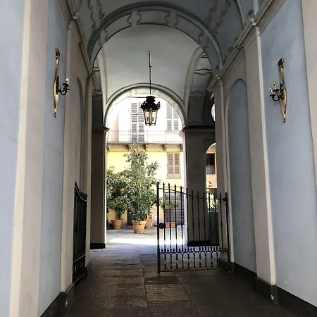Casa Cavour 2* Turin