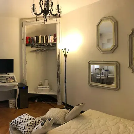 Casa Cavour Турин